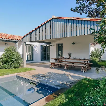 Villa Blue